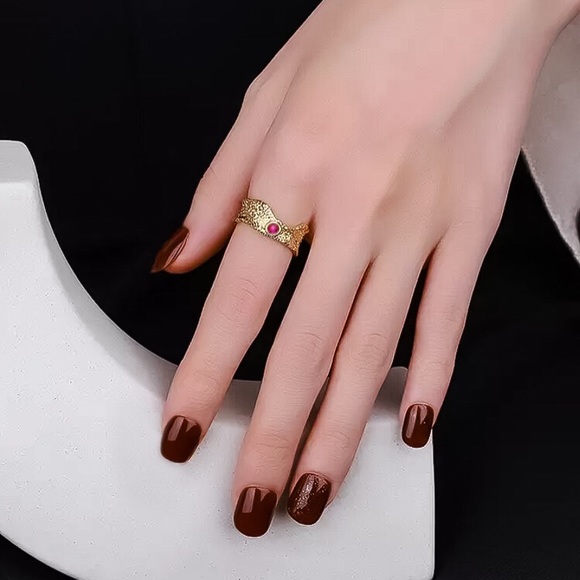 ⚜️[𝟯/$𝟭𝟴]⚜️Gold Pink Textured Resizable Ring NEW - Picture 5 of 8